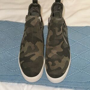 Steve Madden Wedge Shoes